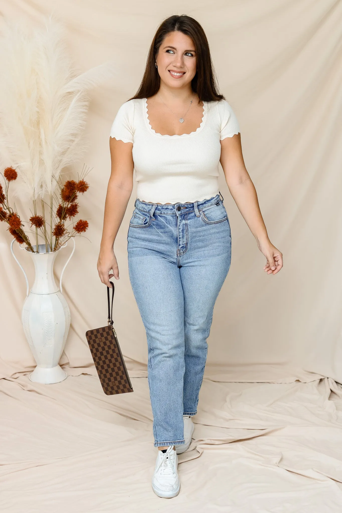 Always There Scalloped Crop Top (cream)