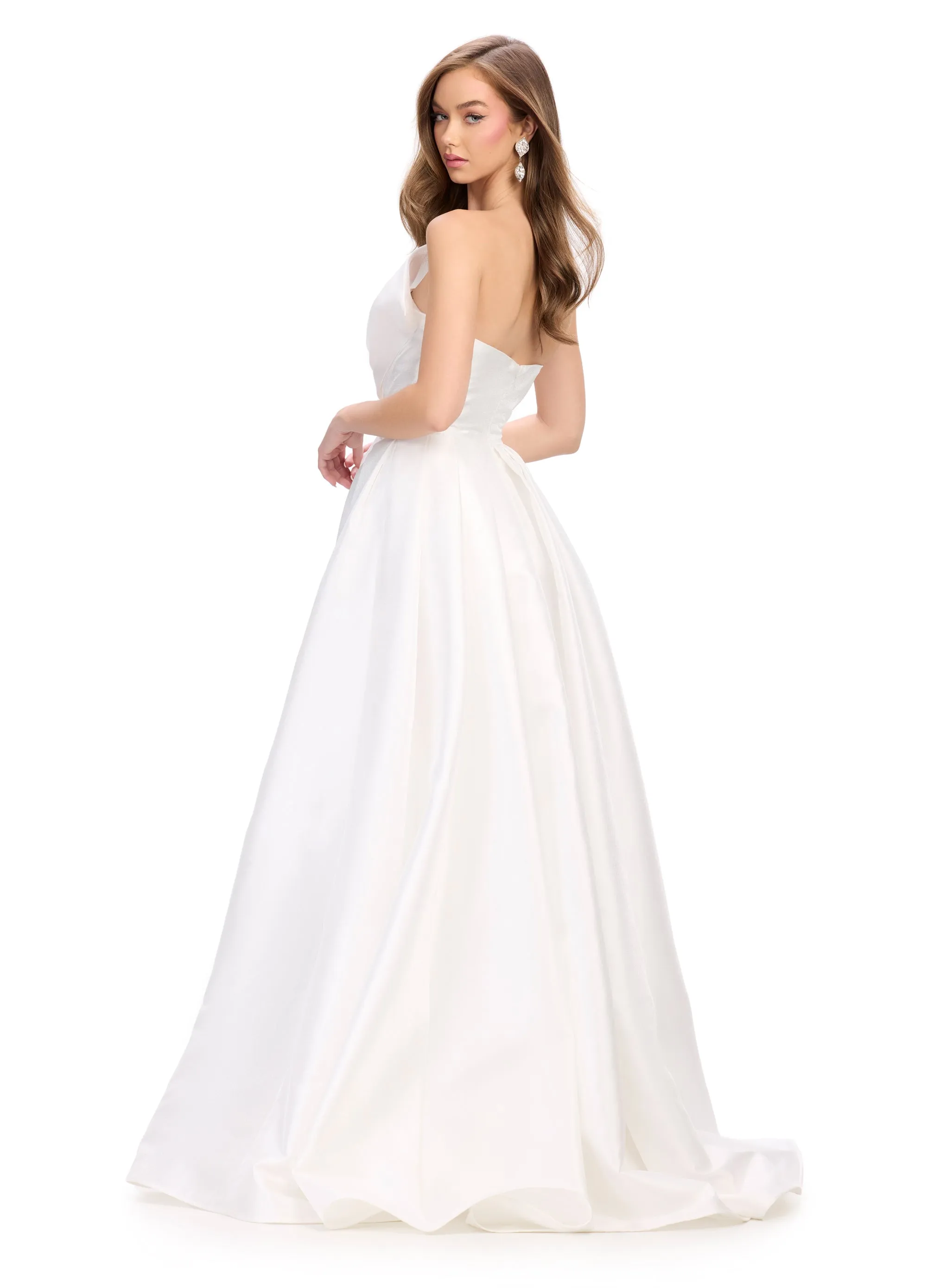 Delilah Gown