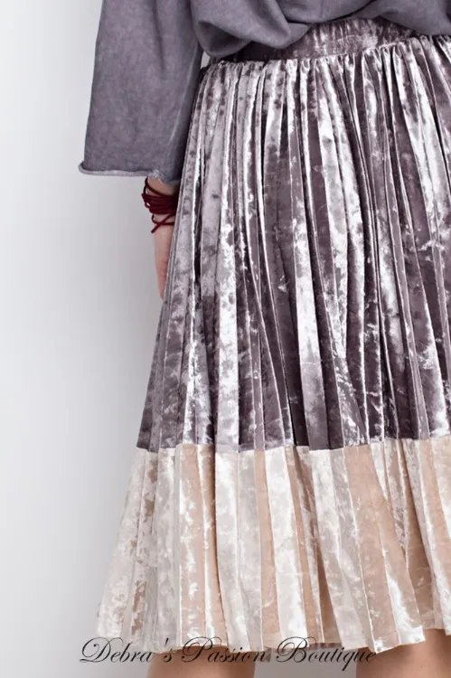 Easel Ice Velvet Pleated Midi Skirt - Mushroom