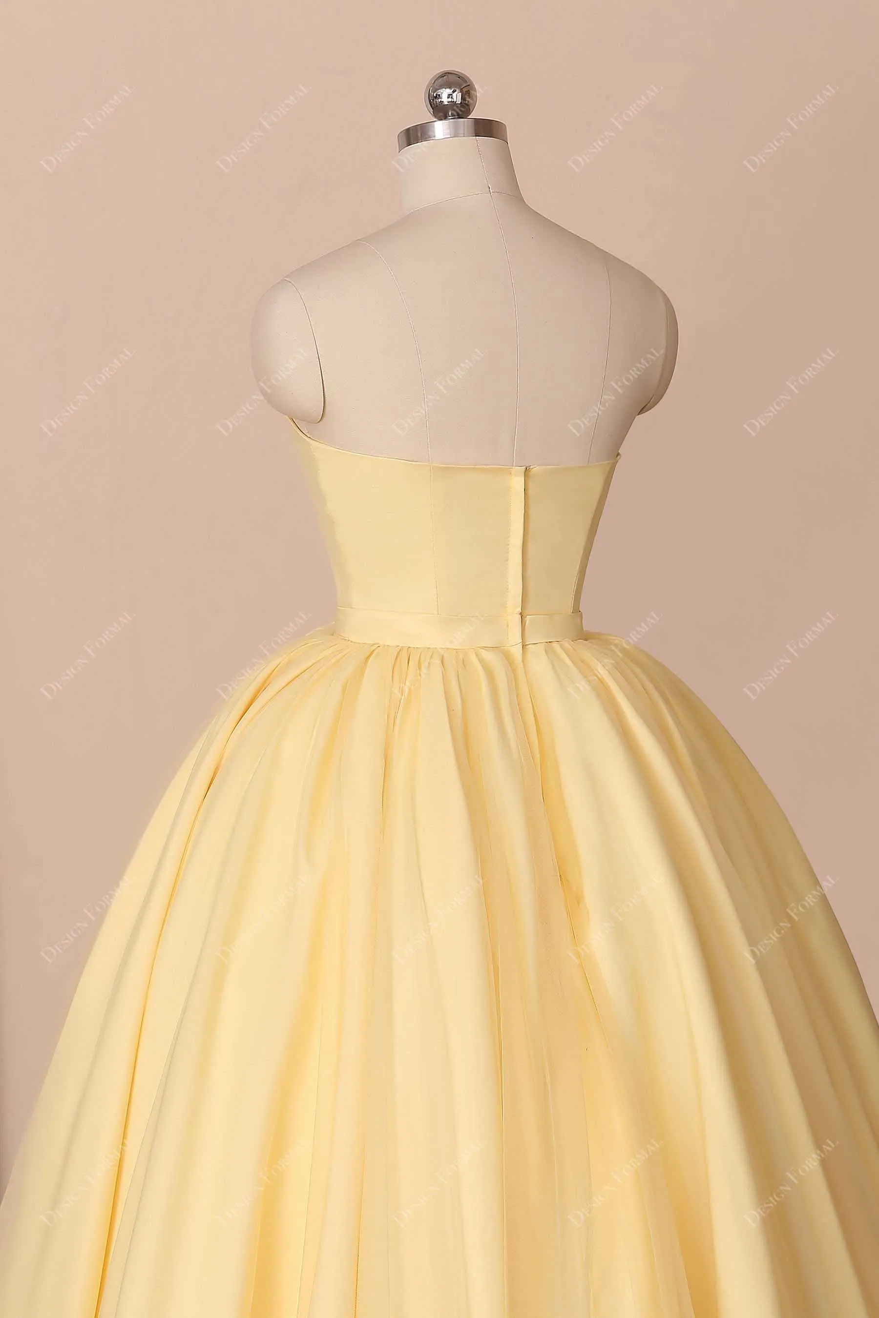 Yellow Satin V-neck Strapless Elegant Quinceanera Sweetheart 16 Dress