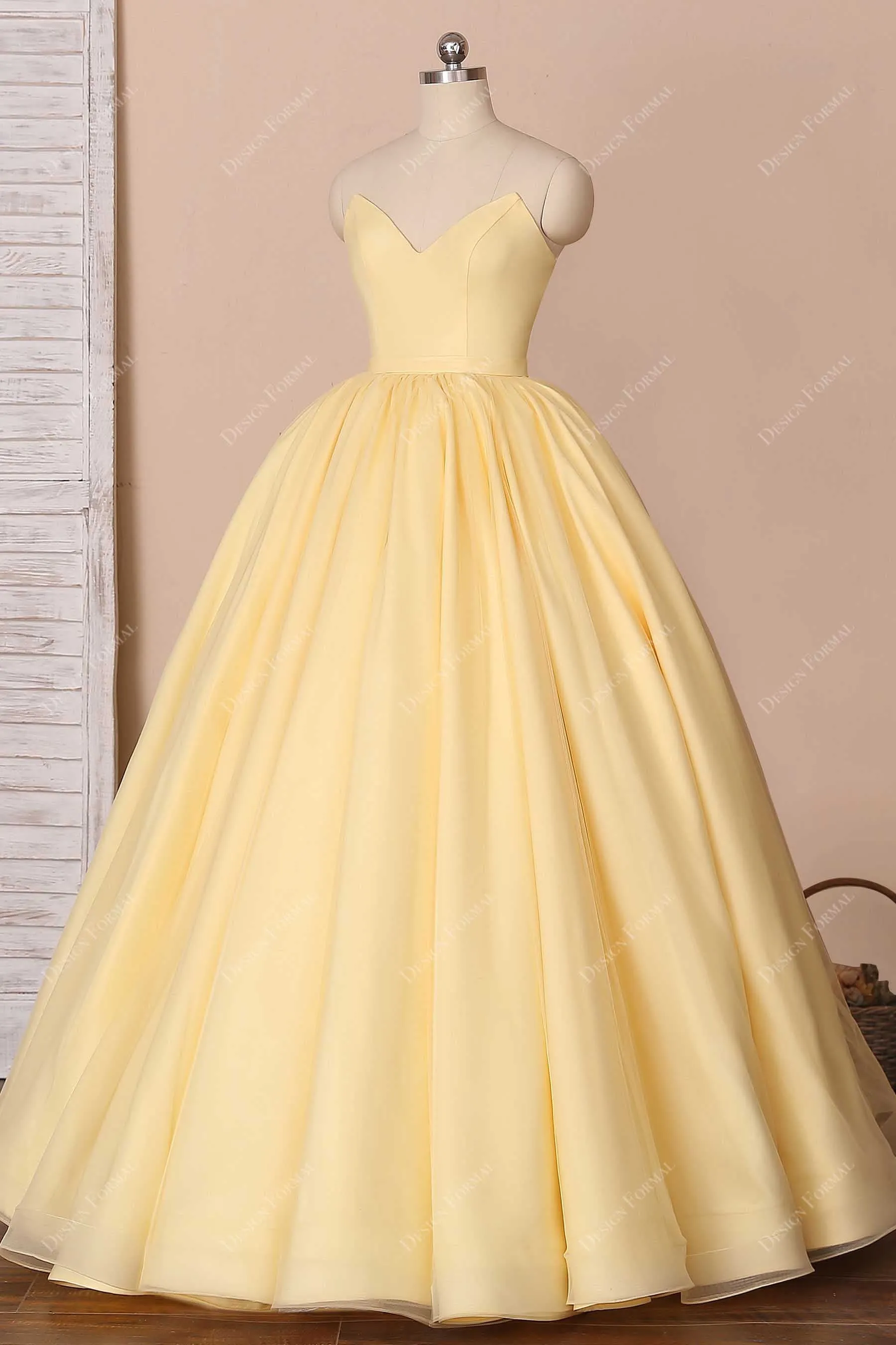 Yellow Satin V-neck Strapless Elegant Quinceanera Sweetheart 16 Dress