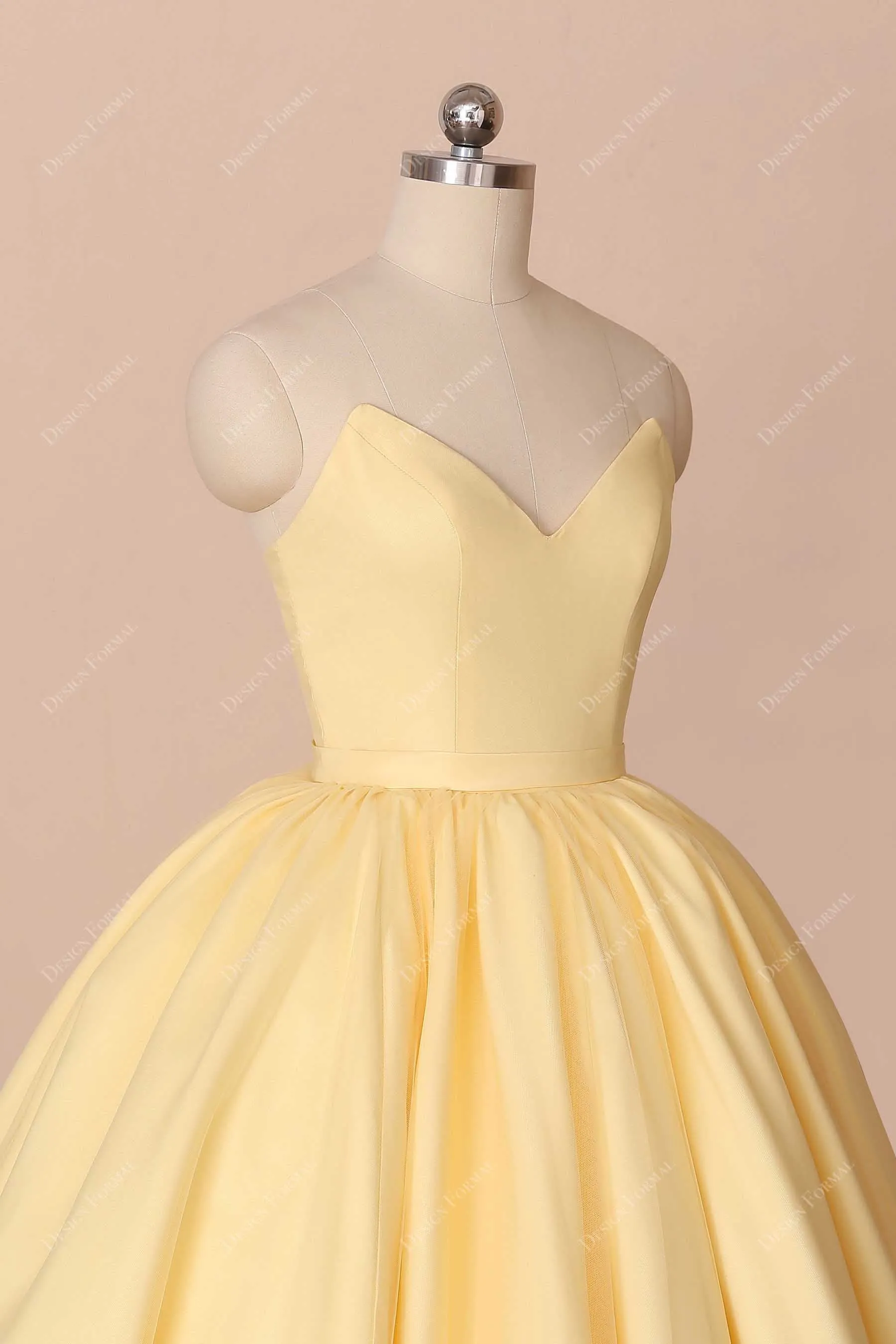 Yellow Satin V-neck Strapless Elegant Quinceanera Sweetheart 16 Dress